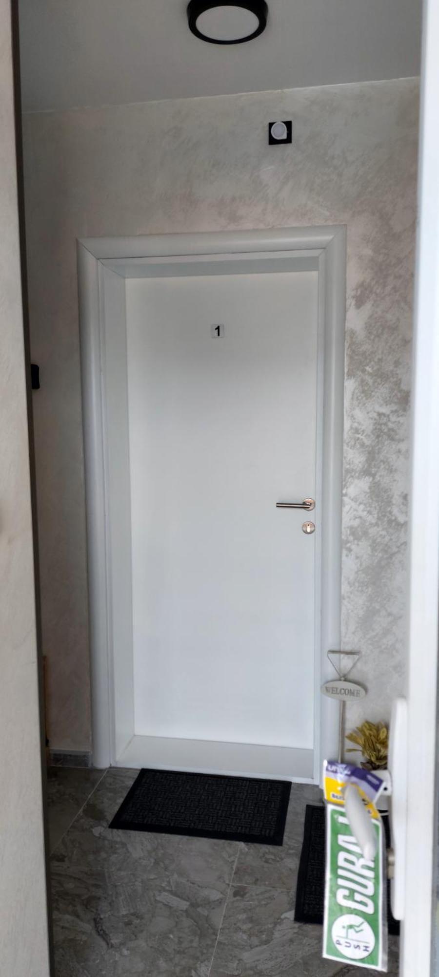 Apartments Ivanovic Center City Баина-Башта Экстерьер фото