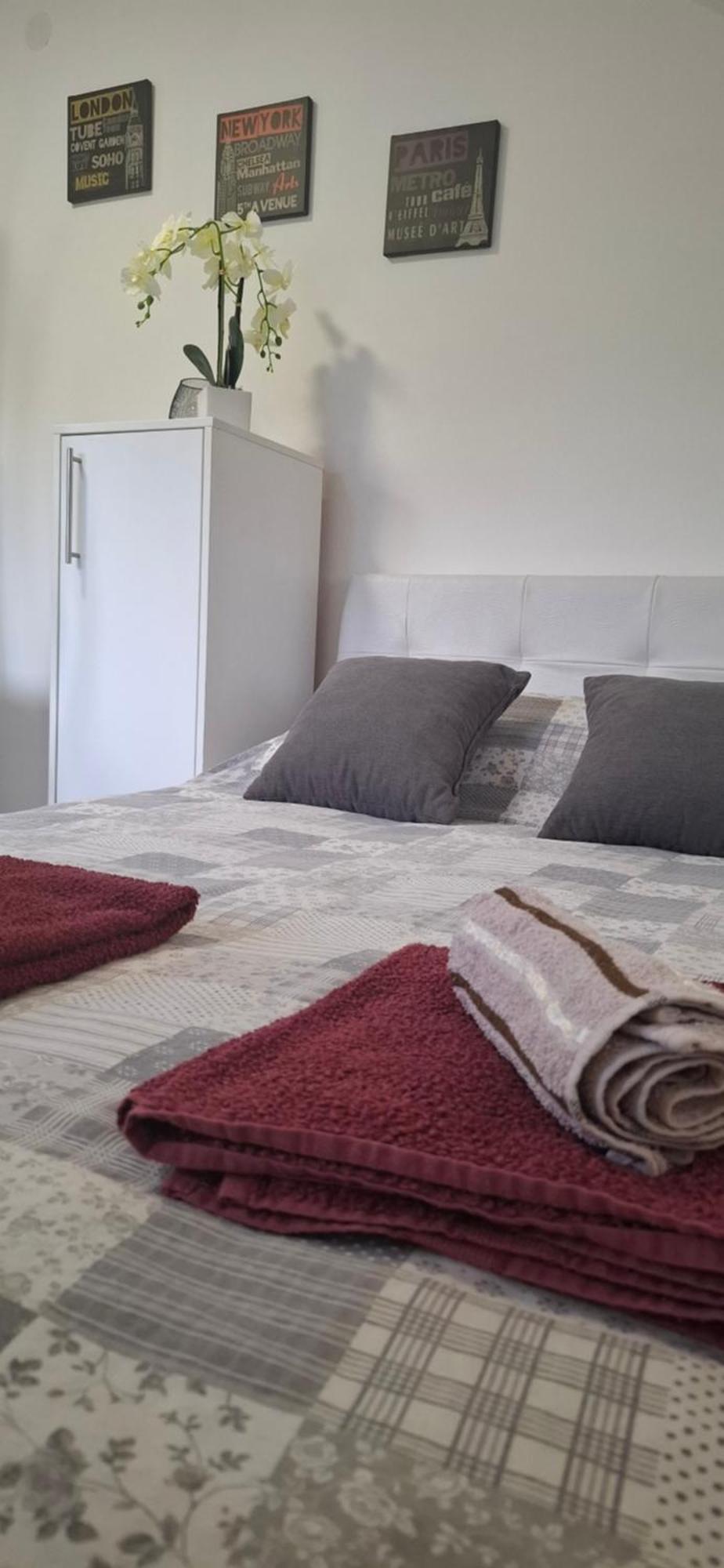 Apartments Ivanovic Center City Баина-Башта Экстерьер фото